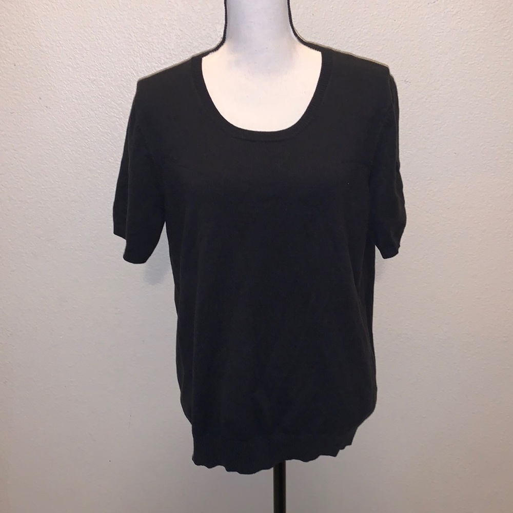 Oobe black short sleeve Men’s XL sweater nylon acrylic